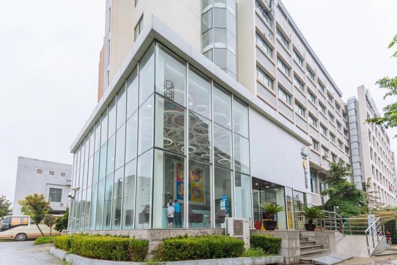 Starway Hotel At Pudong Shanghai Exterior photo